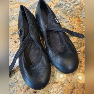 Black Mary Jane Ballet Flats